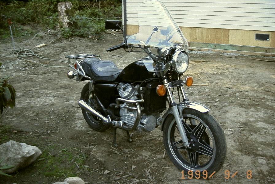 '81 Honda CX500 Left 3/4 front view