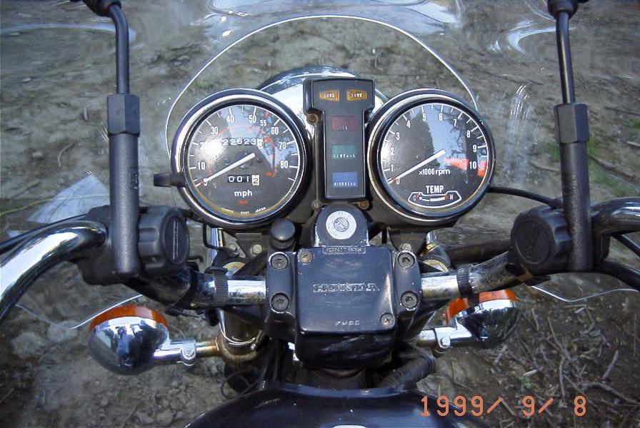 '81 Honda CX500 Instrument cluster