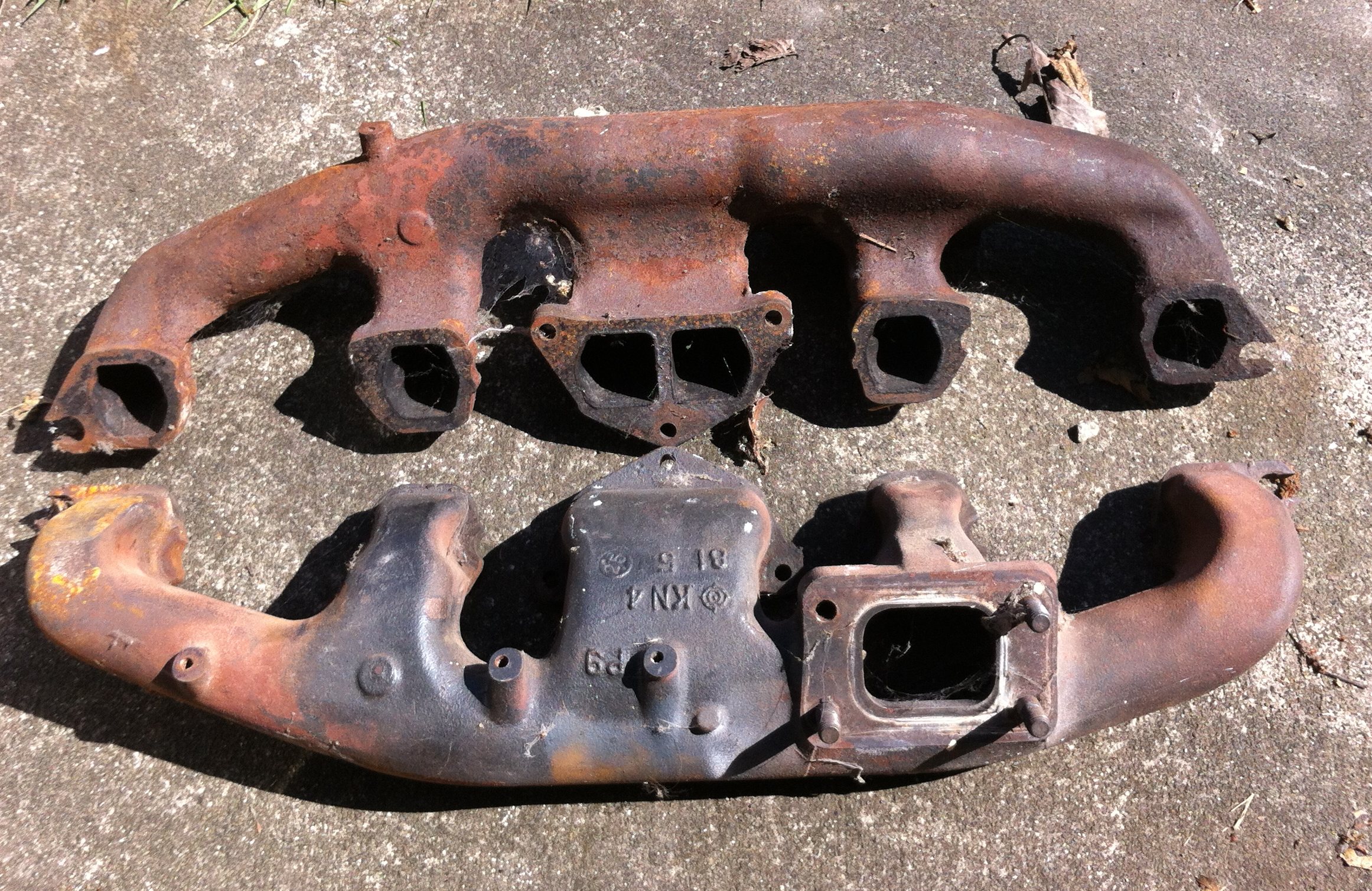 SOLD: 280ZX Turbo exhaust manifolds - NissanDiesel Forums